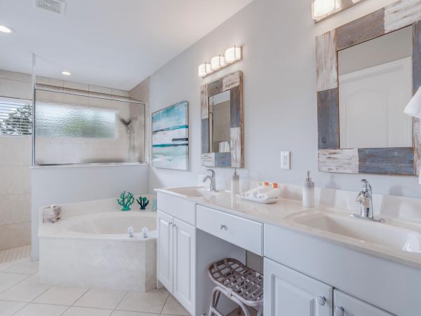 4 Bedroom Rental