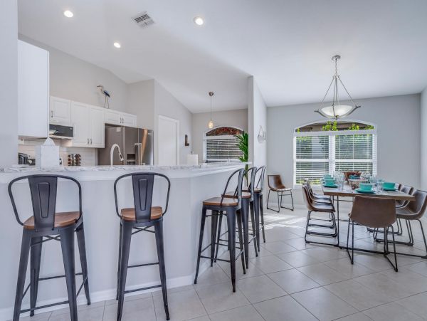 4 Bedroom Rental