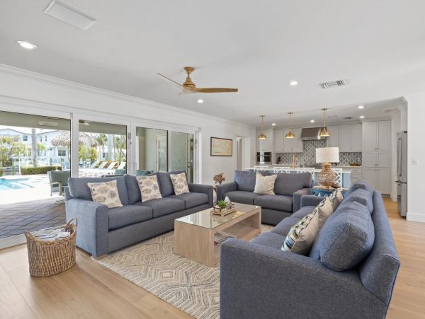 Beautiful Anna Maria Vacation Home with Pool & Canal Views