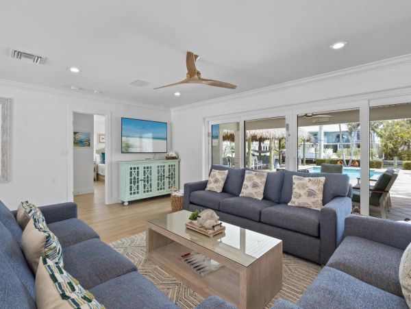 Beautiful Anna Maria Vacation Home with Pool & Canal Views