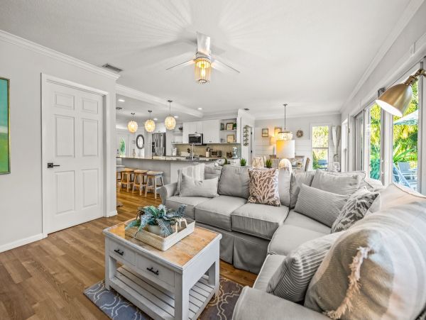 Anna Maria Island Holmes Beach Home 1010551