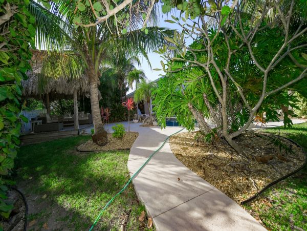 Anna Maria Island Holmes Beach Home 1010551