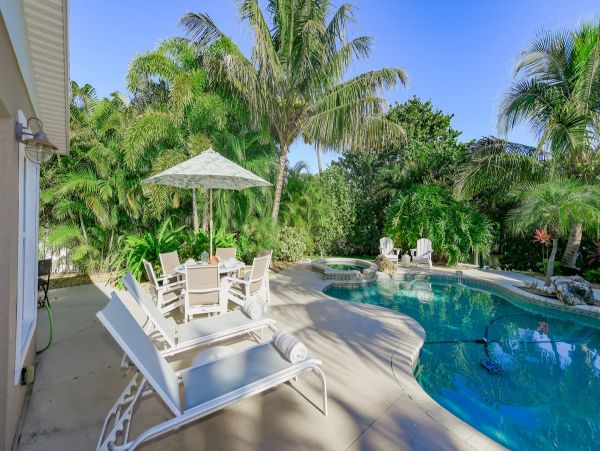 Anna Maria Island Holmes Beach Home 1010551