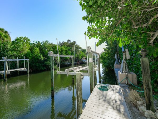 Anna Maria Island Holmes Beach Home 1010551