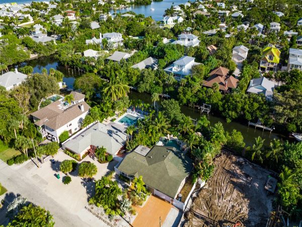 Anna Maria Island Holmes Beach Home 1010551