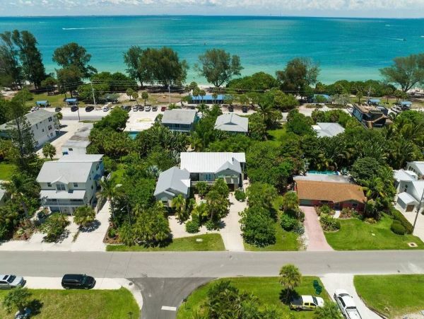 Anna Maria Island Vacation Pool Home
