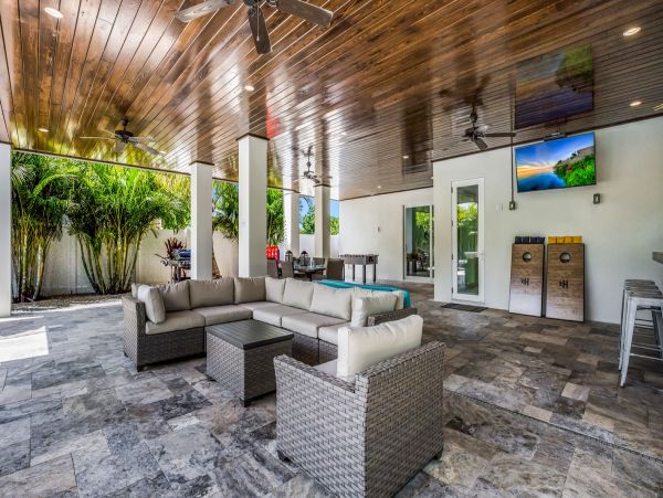 Anna Maria Island Vacation Rental - Luxury Gulf Coast Beach Home