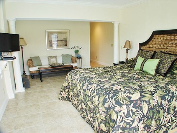 Marco Island Home 1010555