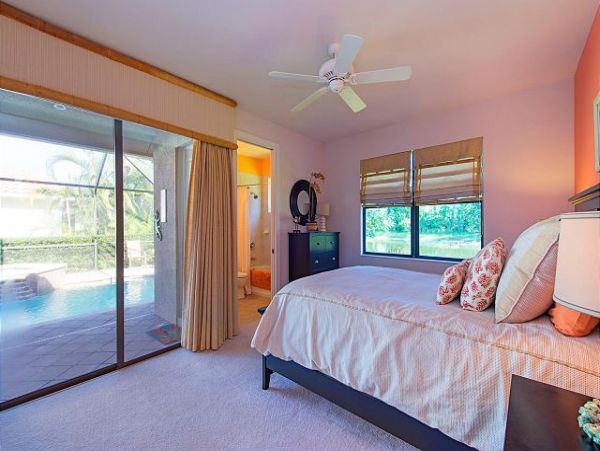 Naples Home 1010556