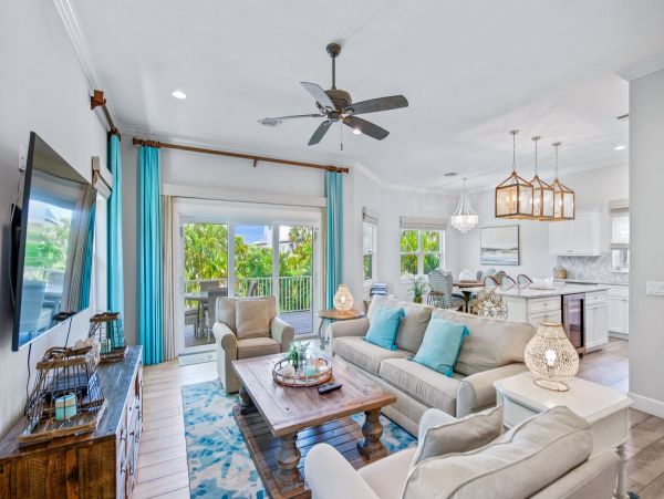 Anna Maria Coastal Vacation Pool Home Sleeps 8 Guests