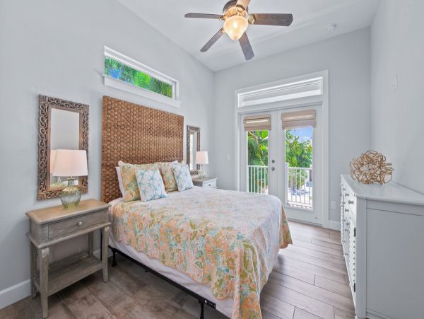 Anna Maria Coastal Vacation Pool Home Sleeps 8 Guests