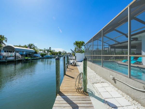 Canal Front Three Bedroom Vacation Home Sleeps 6