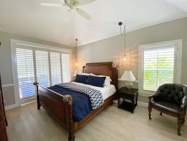 Naples Home 1010569