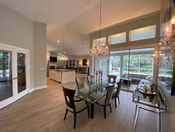 Naples Home 1010569
