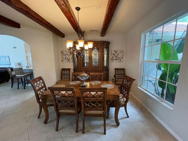 Naples Home 1010573