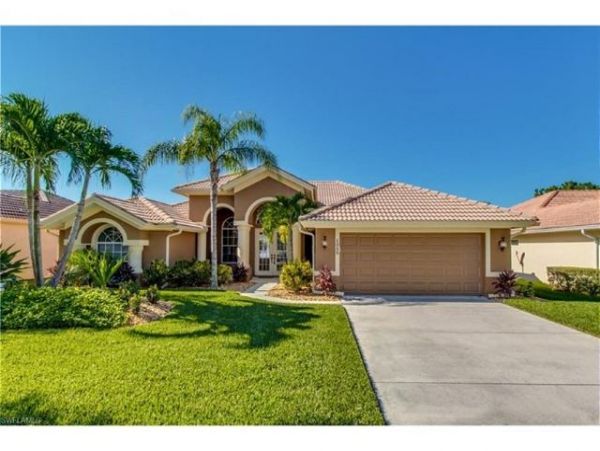 Naples Home 1010574