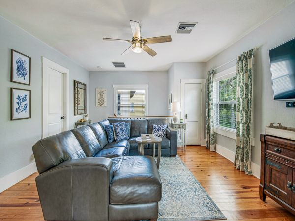 Bradenton Vacation Home Four Bedrooms Sleeps 8 Guests