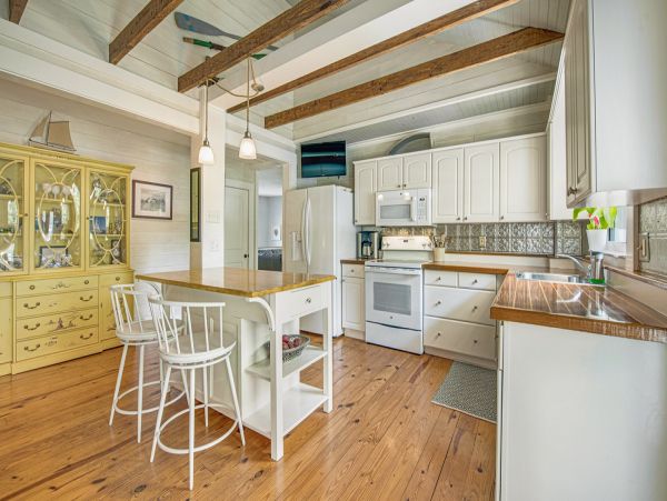 Bradenton Vacation Home Four Bedrooms Sleeps 8 Guests