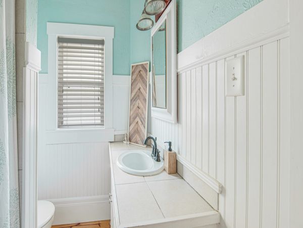 Bradenton Vacation Home Four Bedrooms Sleeps 8 Guests