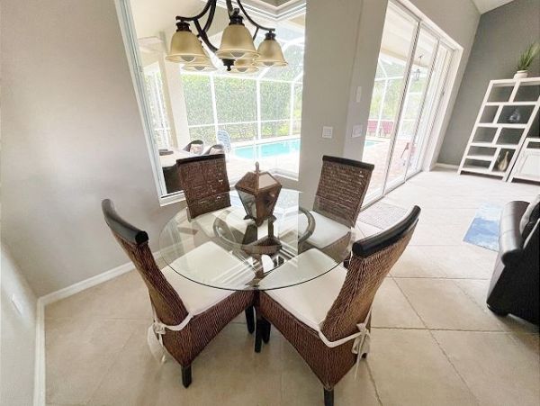 Naples Home 1010578