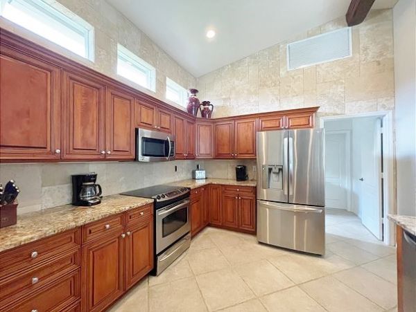 Naples Home 1010578