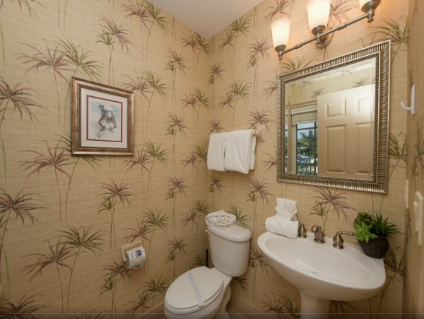 Bradenton Beach Lovely 3 Bedroom Condo Short Walk to Beach