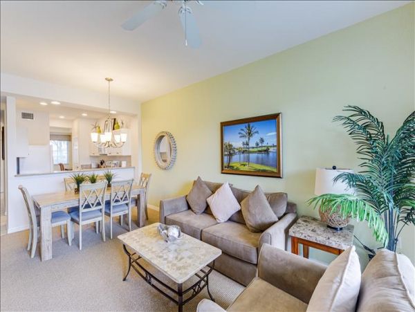 Naples Condo 1010585