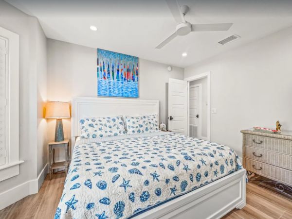 Bradenton Beach Vacation Pool Home Five Bedroom