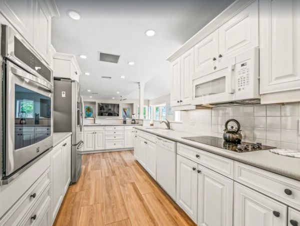 Bradenton Beach Vacation Pool Home Five Bedroom