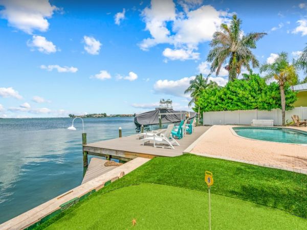 Bradenton Beach Vacation Pool Home Five Bedroom