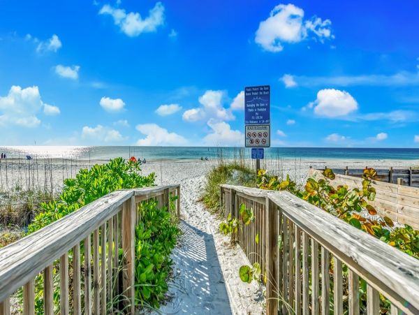 Anna Maria Island Beachfront Rental - Bradenton Beach Luxury Vacation Home