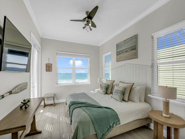 Anna Maria Island Beachfront Rental - Bradenton Beach Luxury Vacation Home