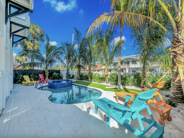 Anna Maria Island Beachfront Rental - Bradenton Beach Luxury Vacation Home