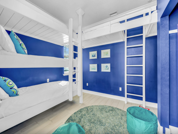 Anna Maria Island Beachfront Rental - Bradenton Beach Luxury Vacation Home