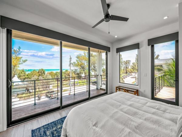Gorgeous 4 Bedroom Pool Home in Anna Maria