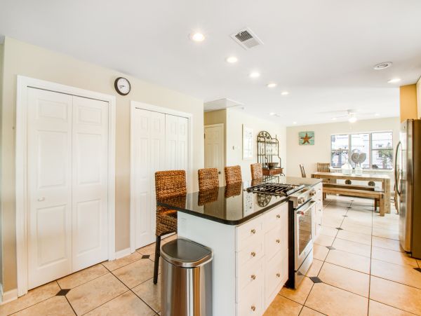 Destin Vacation Pool Home Four Bedrooms Walk To Beach