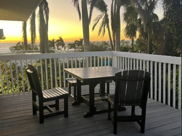 Anna Maria Island Steps to the Sand