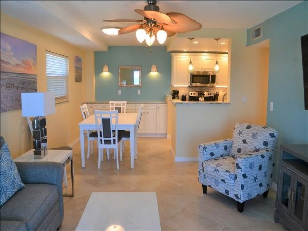 Longboat Key Full Views of Gulf Great Rental