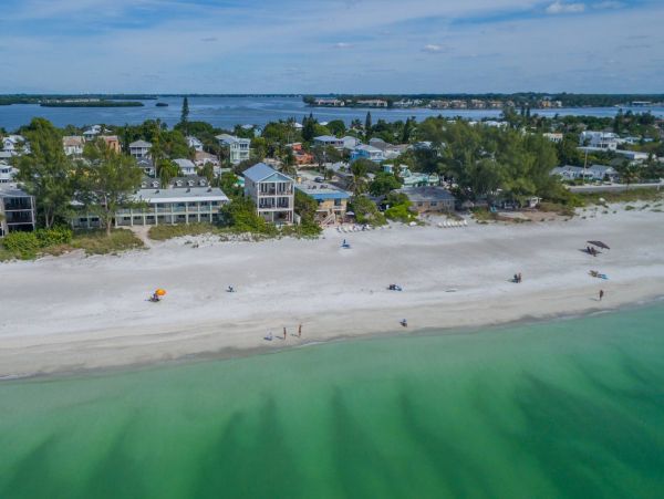 Beachfront Bradenton Vacation Home Five Bedroom