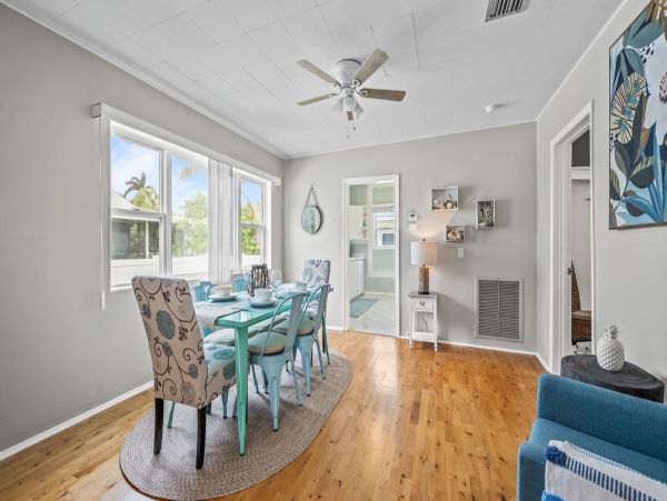 Bradenton Beach Vacation Cottage