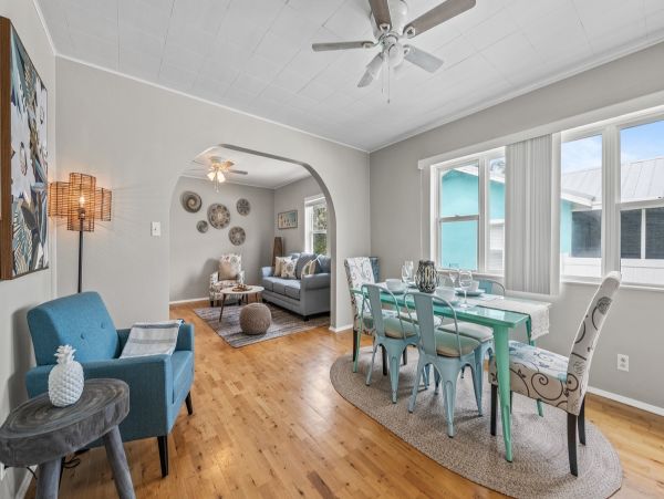 Bradenton Beach Vacation Cottage