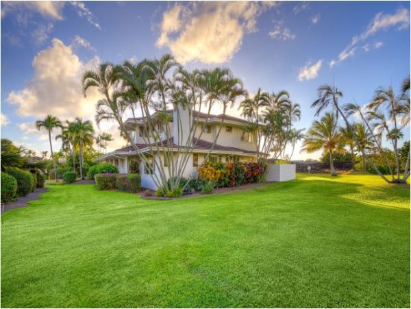 Koloa Vacation Pool Home Five Bedrooms Walk To Beach