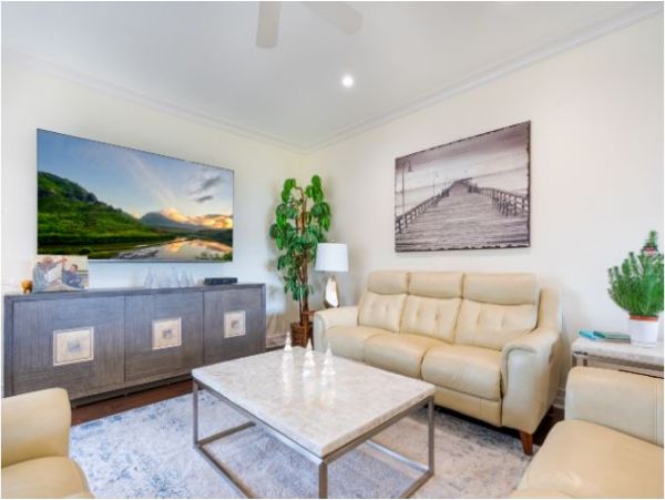 Koloa Vacation Pool Home Five Bedrooms Walk To Beach