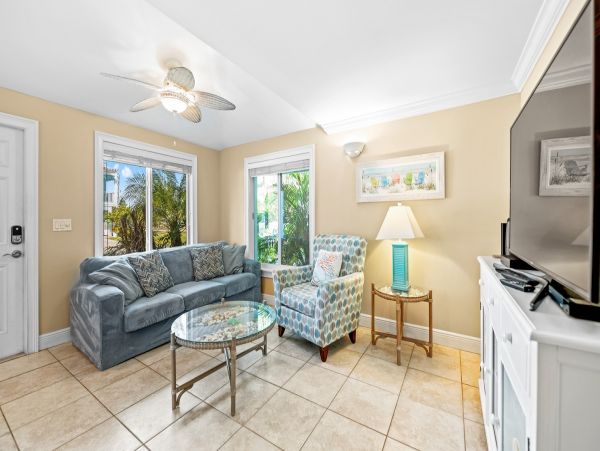 Holmes Beach duplex with private pool and spa