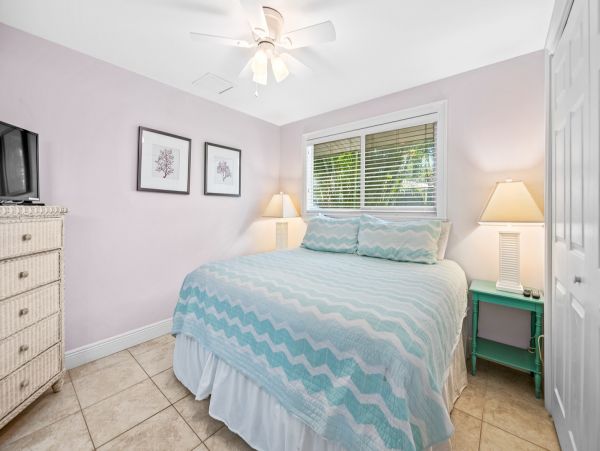 Holmes Beach duplex with private pool and spa