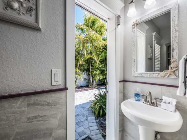Anna Maria Island Vacation Rental – 4-Bedroom Holmes Beach House with Pool