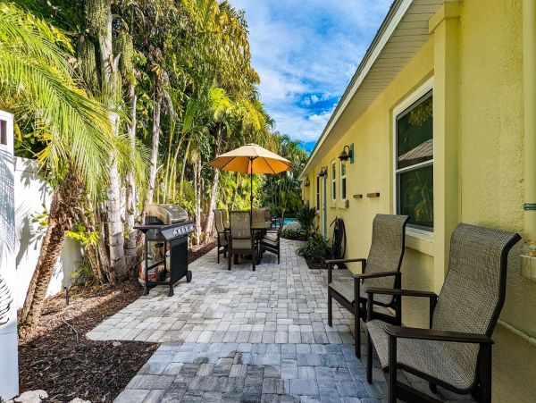 Anna Maria Island Vacation Rental – 4-Bedroom Holmes Beach House with Pool