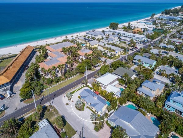 Anna Maria Island Vacation Rental – 4-Bedroom Holmes Beach House with Pool