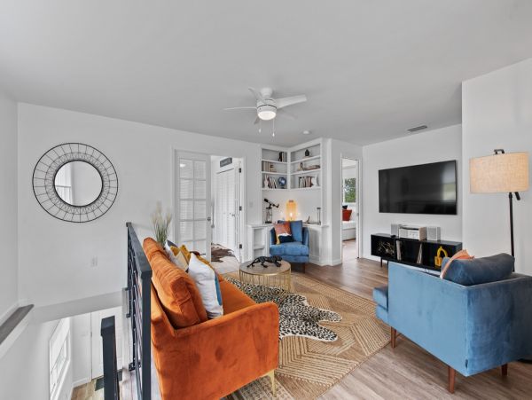 Beautiful Holmes Beach Vacation Home With Pool Near Beach