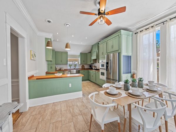Anna Maria Island Holmes Beach Home 1010631